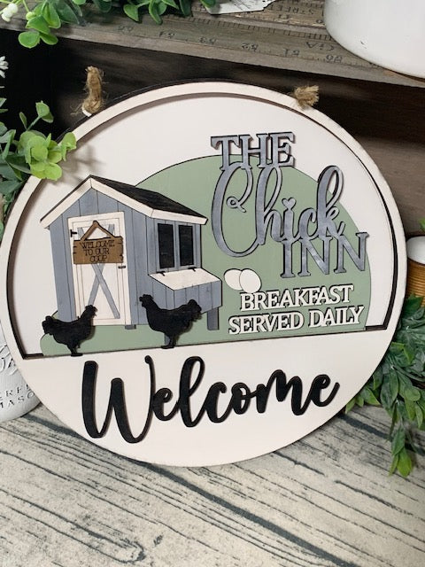 Chicken Coop Insert - Round Interchangeable Door Hanger