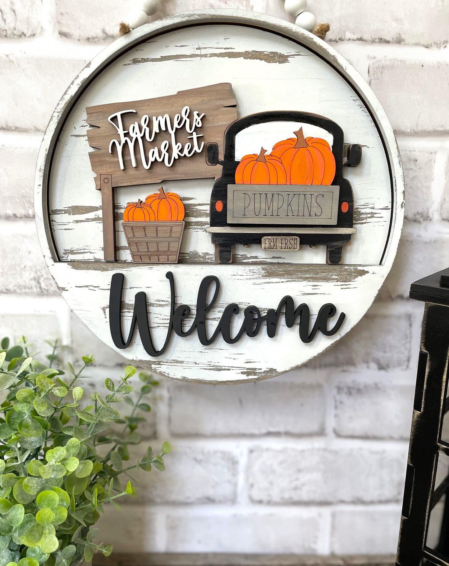 Farmers Market Truck Insert - Round Interchangeable Door Hanger